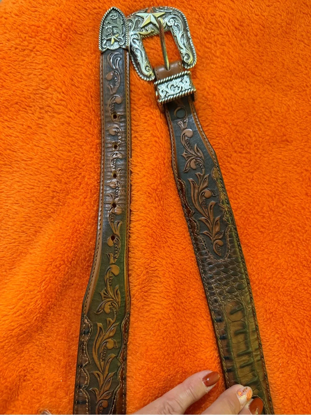 Tony Lama Western Leather Belt Size 42 Tooled Brown Silver Star Buckle EUC